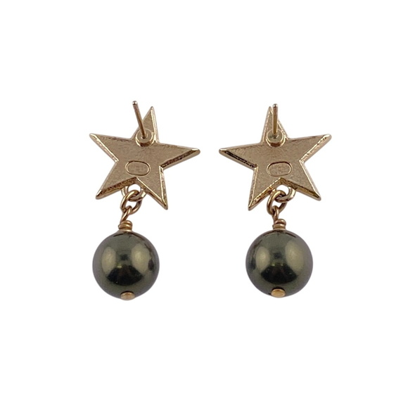 CHANEL A17C Coco Mark Star Pearl Earrings Gold